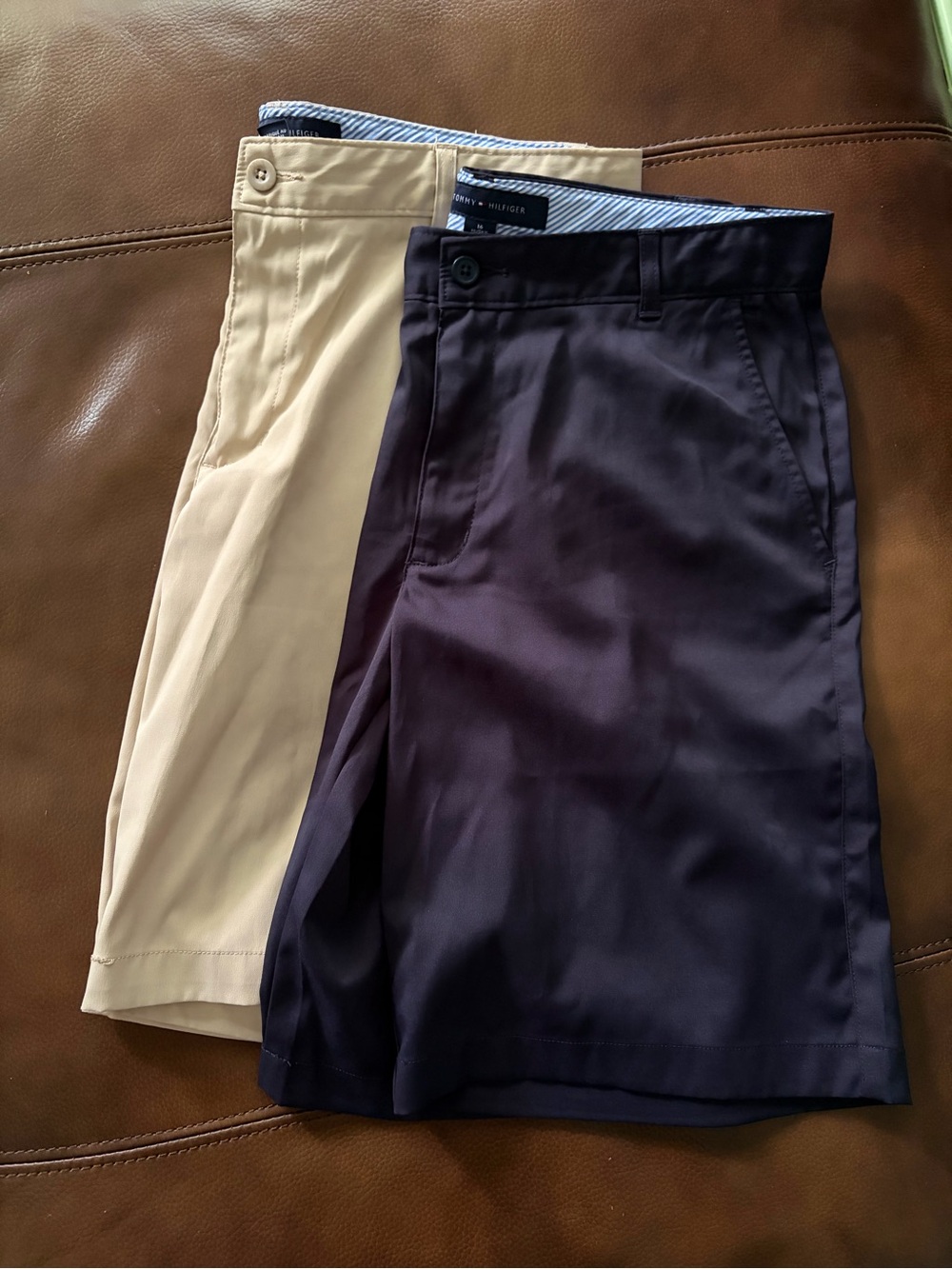 TOMMY HILFIGER Boys Lot of 2 Navy Beige Adjustable Chino Uniform Shorts 16 Husky